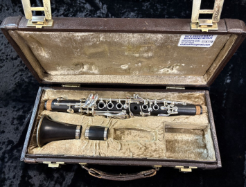 Photo Restored Buffet Crampon Paris R13 Eb Clarinet w/ Silver Keys - Serial # 230056